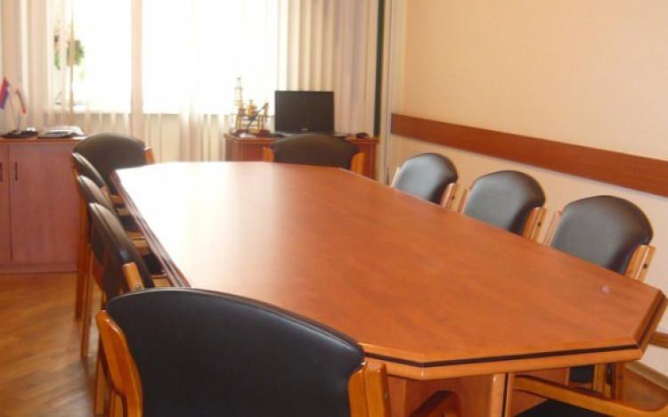 Вид переговорной комнаты